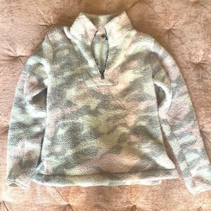 Bebe Sport - camo half zip fleece